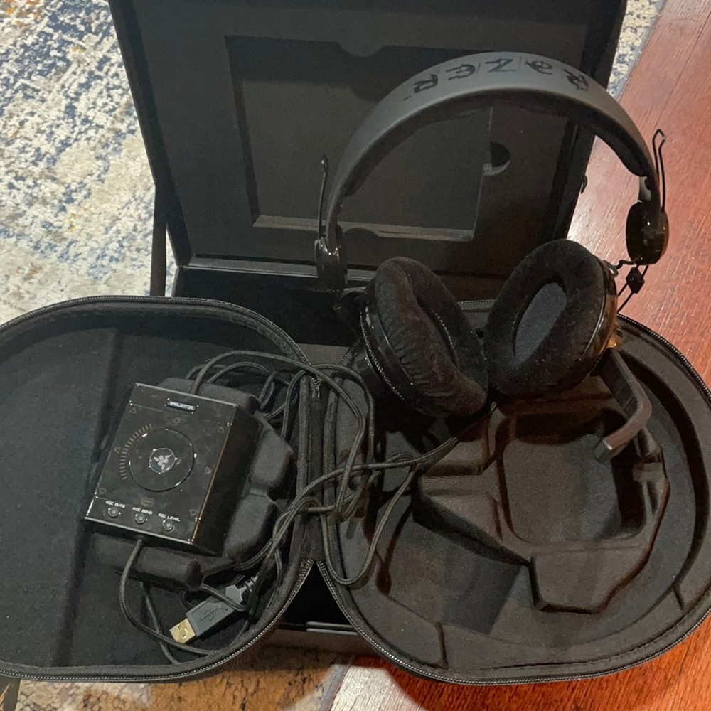 Surround sound gaming headset